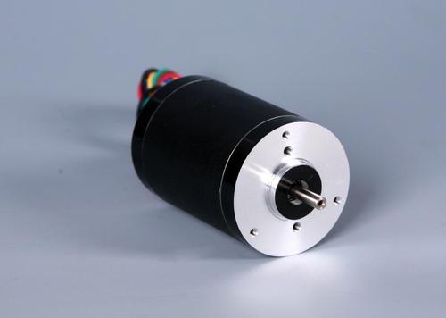無刷直流電動機優(yōu)勢為何大于缺點？