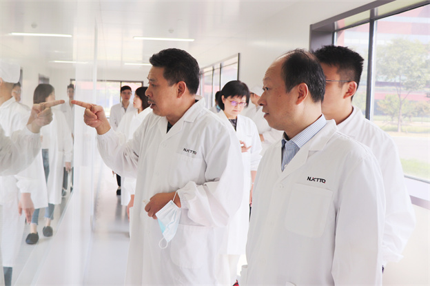 16625103491022732781.jpg IMG_5661.jpg