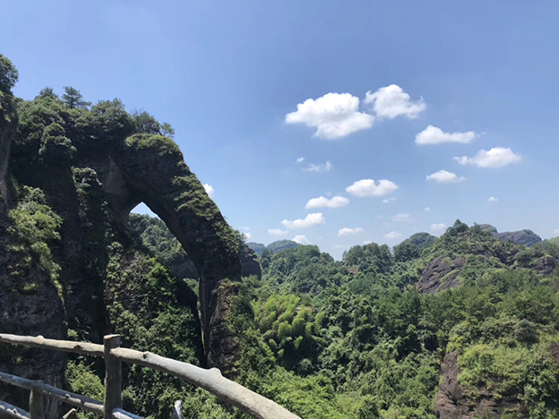 1665728187130300205F.jpg 11.jpg