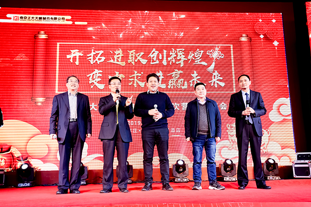 166573441511330627EA.jpg CF9A9352-659.jpg