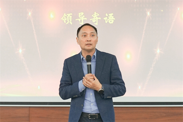 1730698375969979F3FA.jpg 7.jpg