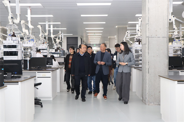 1732695511129060D7C6.jpg 5.jpg