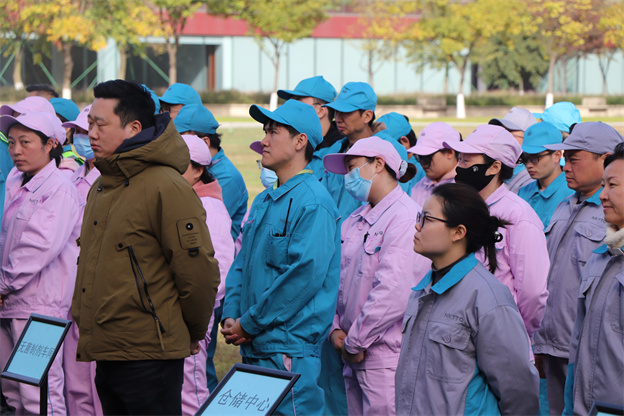 1732695714708389EF18.jpg 10.jpg