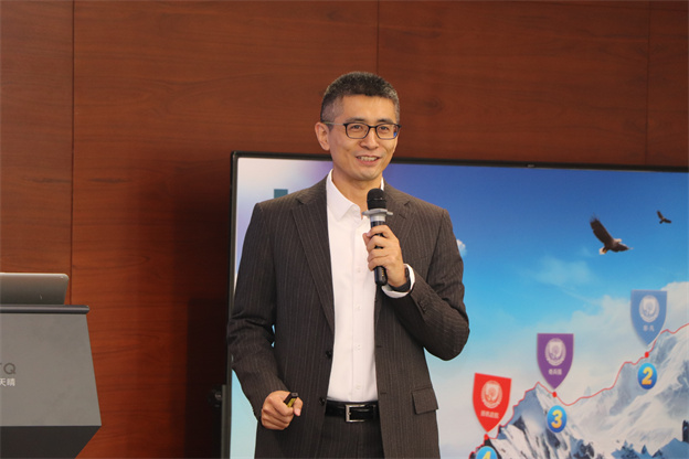 17334460681671786DA9.jpg 6.4.jpg