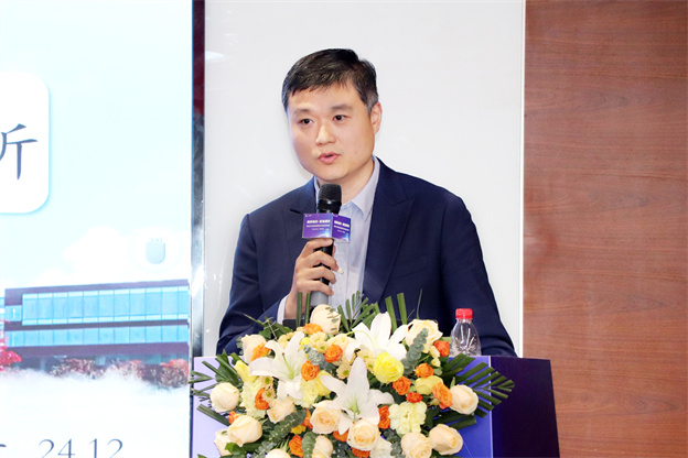 17350064594088011B4C.jpg 2.2.jpg