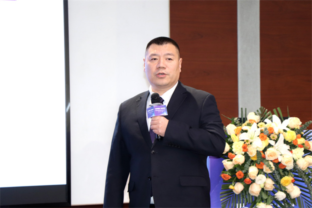 1735006563568966B1FA.jpg 3.3.jpg