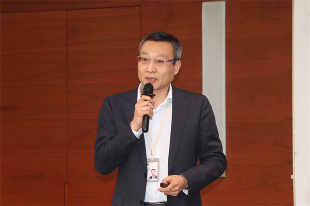 173565527776334049F4.jpg 2.4.jpg