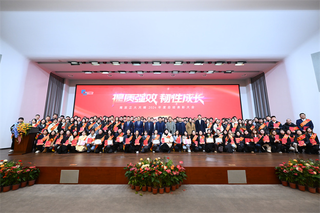 1737333967843853pF8D.jpg 13.jpg