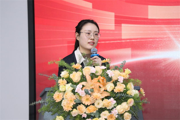 17373390961394665414.jpg 溫雅靜.jpg