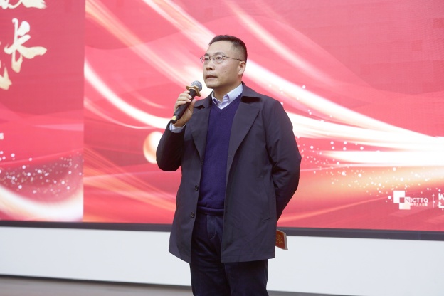 17394309561984199304.jpg 4.1.jpg