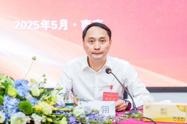 1747906498121366B3A2.jpg 2.jpg