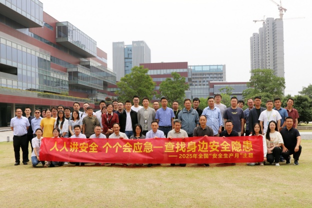 174841961363119037D5.jpg 4.JPG