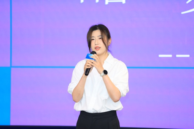 1753671128124366FCA0.jpg 4.4.JPG