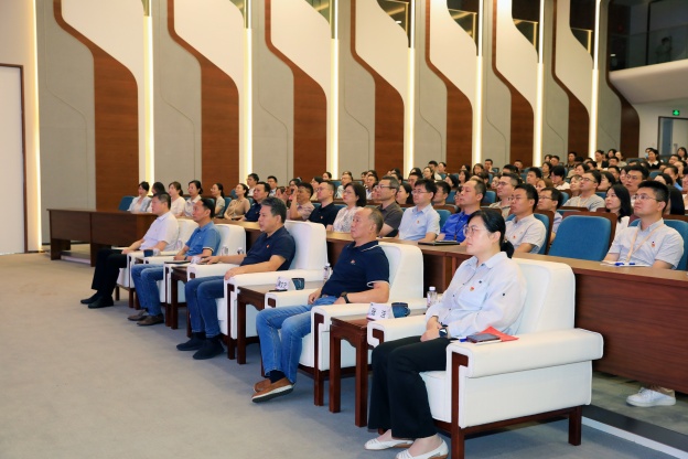 175688182394799062EA.jpg 2.JPG