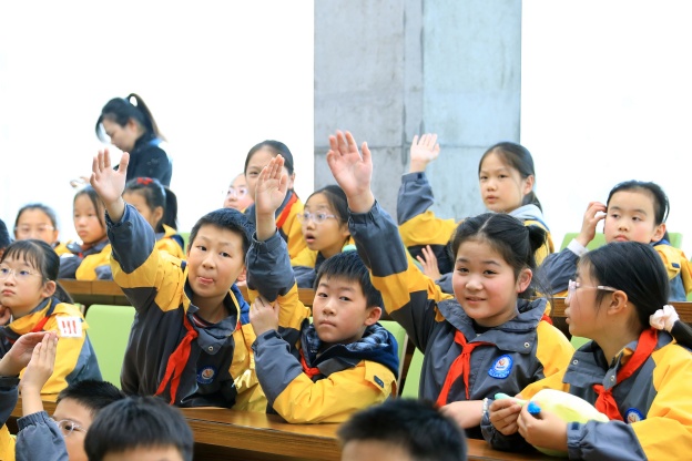 17611236821204027AF3.jpg 2.3.JPG